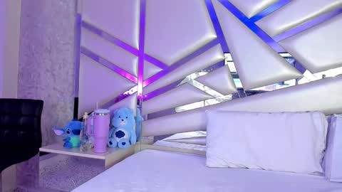 MIA 3 online show from 09.25.25