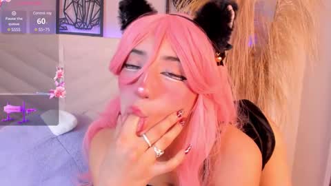 Snapshot of miia__baker chatting on 01.20.25 online show from 01.20.25