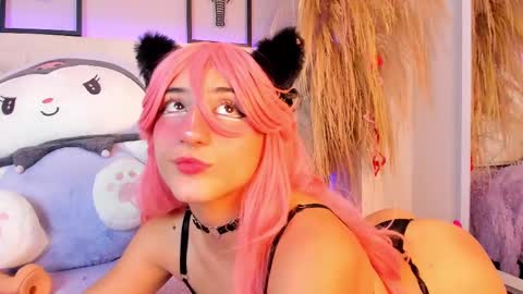 Snapshot of miia__baker chatting on 02.16.25 online show from 02.16.25