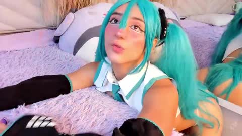 Snapshot of miia__baker chatting on 02.26.25 online show from 02.26.25