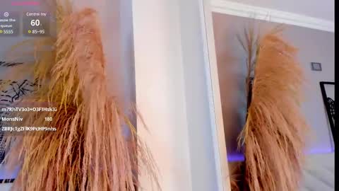 Snapshot of miia__baker chatting on 03.12.25 online show from 03.12.25