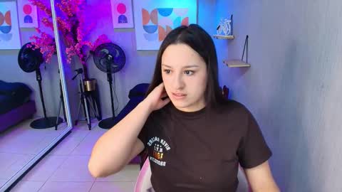 Miia online show from 11.28.25