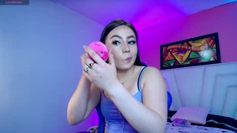 Snapshot of miia_paris chatting on 03.11.26 Miia Paris online show from 03.11.26