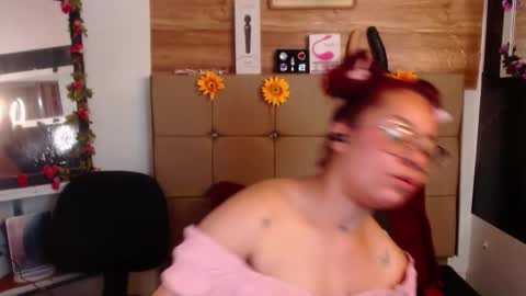 miia online show from 11.19.25