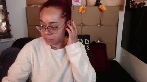 Snapshot of miia_spencer_ chatting on 02.27.26 miia online show from 02.27.26