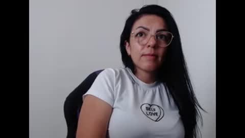 miia_teylorr online show from 01.21.25