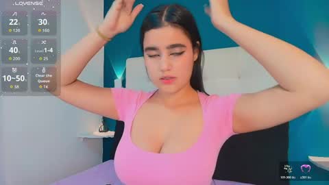 Snapshot of miiacarter_ chatting on 05.09.26 MIA online show from 05.09.26