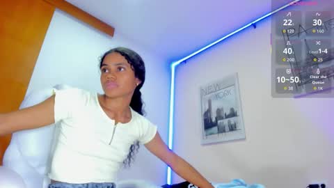 mia sofia online show from 01.12.26