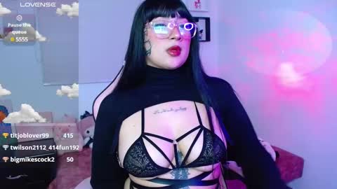 Mila  online show from 01.08.25