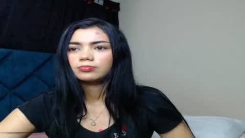 Snapshot of miilaa_cooper chatting on 11.09.25 miilaa_cooper online show from 11.09.25
