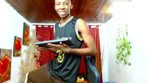 milo online show from 03.18.26