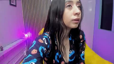 miilu  online show from 09.19.25