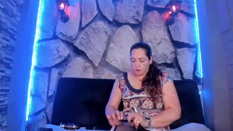 miiss_evaa online show from 10.21.25