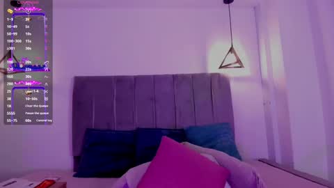 Snapshot of miiss_greyy chatting on 01.10.25 miiss_greyy online show from 01.10.25