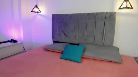 Snapshot of miiss_greyy chatting on 03.08.25 miiss_greyy online show from 03.08.25