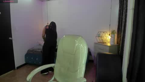 Snapshot of miiss_greyy chatting on 09.11.25 miiss_greyy online show from 09.11.25