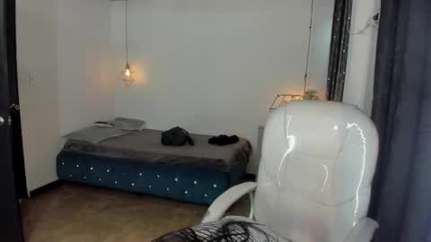 Snapshot of miiss_greyy chatting on 09.29.25 miiss_greyy online show from 09.29.25