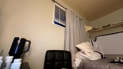 Snapshot of mik138 chatting on 02.10.26 mik138 online show from 02.10.26