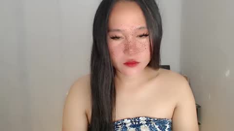 Snapshot of mika_oka chatting on 03.11.26 Hi im Avah online show from 03.11.26