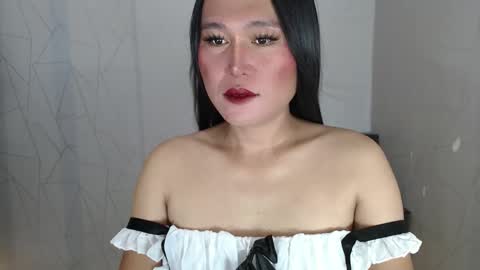 Snapshot of mika_oka chatting on 03.24.26 Hi im Avah online show from 03.24.26