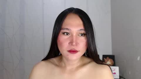 Snapshot of mika_oka chatting on 03.25.26 Hi im Avah online show from 03.25.26