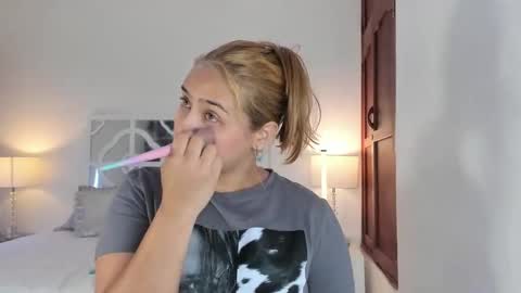 Mikaela blondie bigass online show from 02.19.26