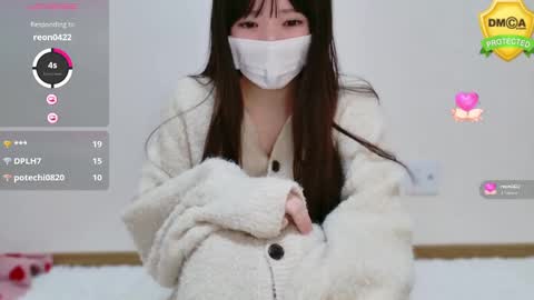 Snapshot of mikaxp chatting on 01.12.25 mikaxp online show from 01.12.25