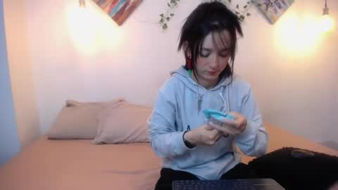 Snapshot of mikaza_akerman chatting on 06.03.26 mikaza online show from 06.03.26