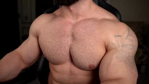 Snapshot of mike0xx chatting on 12.14.24 mike0xx online show from 12.14.24