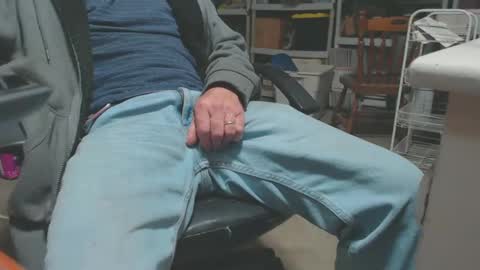 Snapshot of mike694fun chatting on 12.05.24 mike694fun online show from 12.05.24