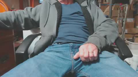 Snapshot of mike694fun chatting on 01.07.25 mike694fun online show from 01.07.25