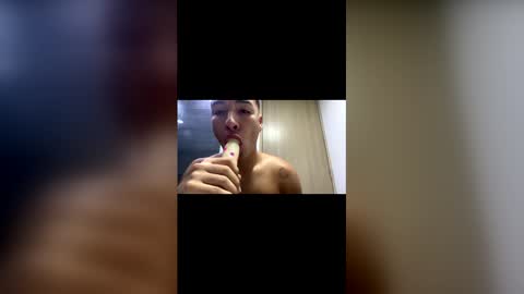 Snapshot of mike_947 chatting on 11.30.25 mike_947 online show from 11.30.25