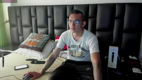 Mike Bennet Make me Cum Please online show from 06.07.26