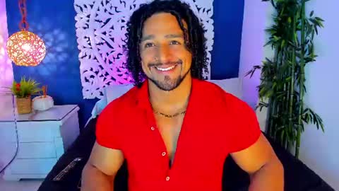 Snapshot of mike_estevess chatting on 07.26.26 online show from 07.26.26