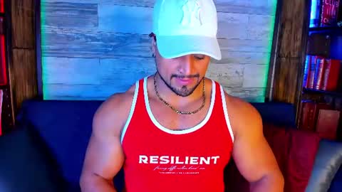 Snapshot of mike_estevess chatting on 07.28.26 online show from 07.28.26