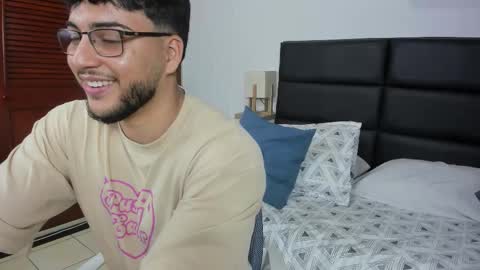 Snapshot of mike_foxxx_ chatting on 02.03.26 MIKE FOXXX online show from 02.03.26