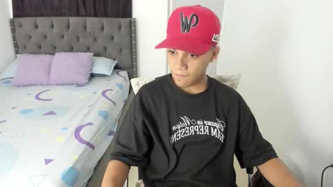 Snapshot of mike_master9 chatting on 10.09.25 mike_master9 online show from 10.09.25