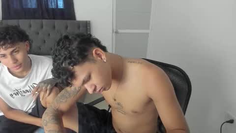 Snapshot of mike_master9 chatting on 10.14.25 mike_master9 online show from 10.14.25