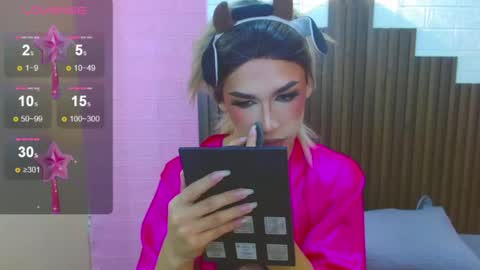 Snapshot of mike_nour chatting on 09.25.25 IM MIKE online show from 09.25.25