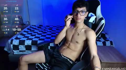 Snapshot of mike_pineapple chatting on 02.20.26 Mike Pineapple online show from 02.20.26
