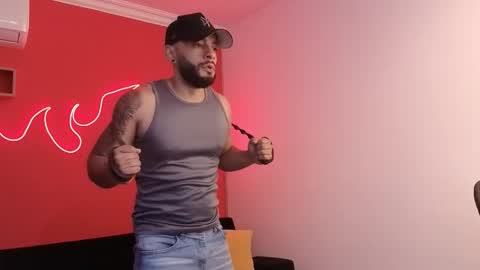 Snapshot of mike_savage3 chatting on 01.14.26 Mike online show from 01.14.26