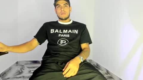 Snapshot of mikee_scooth chatting on 11.28.25 mikee_scooth online show from 11.28.25