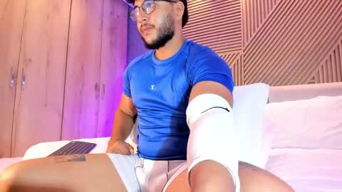 Mikeee online show from 04.06.26