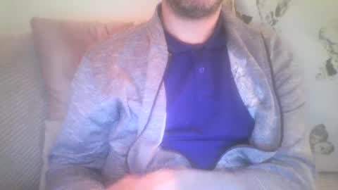 Snapshot of mikehockishuge9 chatting on 01.02.25 mikehockishuge9 online show from 01.02.25