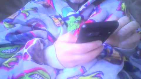 Snapshot of mikehockishuge9 chatting on 01.19.25 mikehockishuge9 online show from 01.19.25