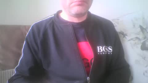 Snapshot of mikehockishuge9 chatting on 01.26.25 mikehockishuge9 online show from 01.26.25