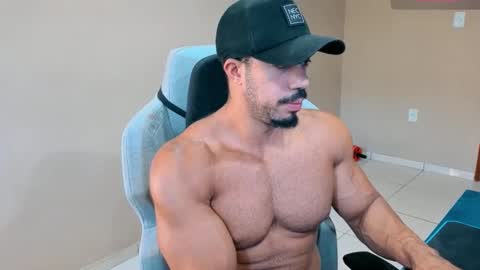 Snapshot of mikehotk chatting on 02.20.26 mikehotk online show from 02.20.26