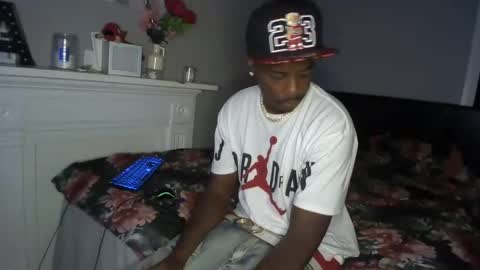 Snapshot of mikejones1415 chatting on 11.16.25 mike jones online show from 11.16.25