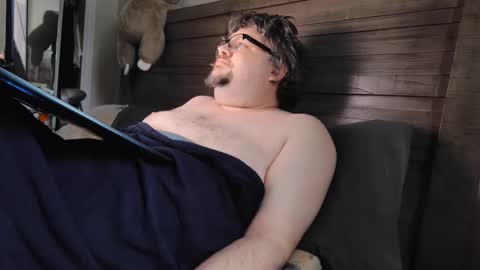 Snapshot of mikejws chatting on 01.12.26 mikejws online show from 01.12.26