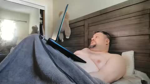 Snapshot of mikejws chatting on 02.01.26 mikejws online show from 02.01.26